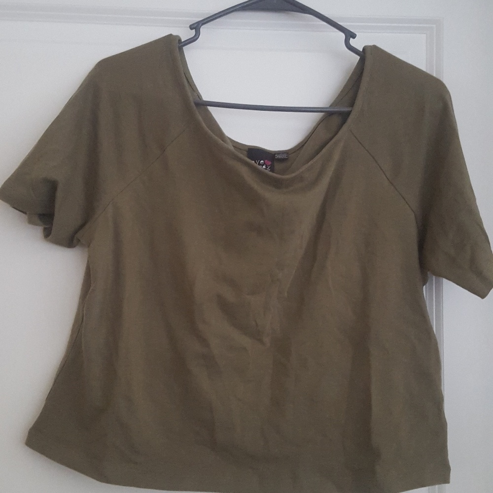 Green crop top